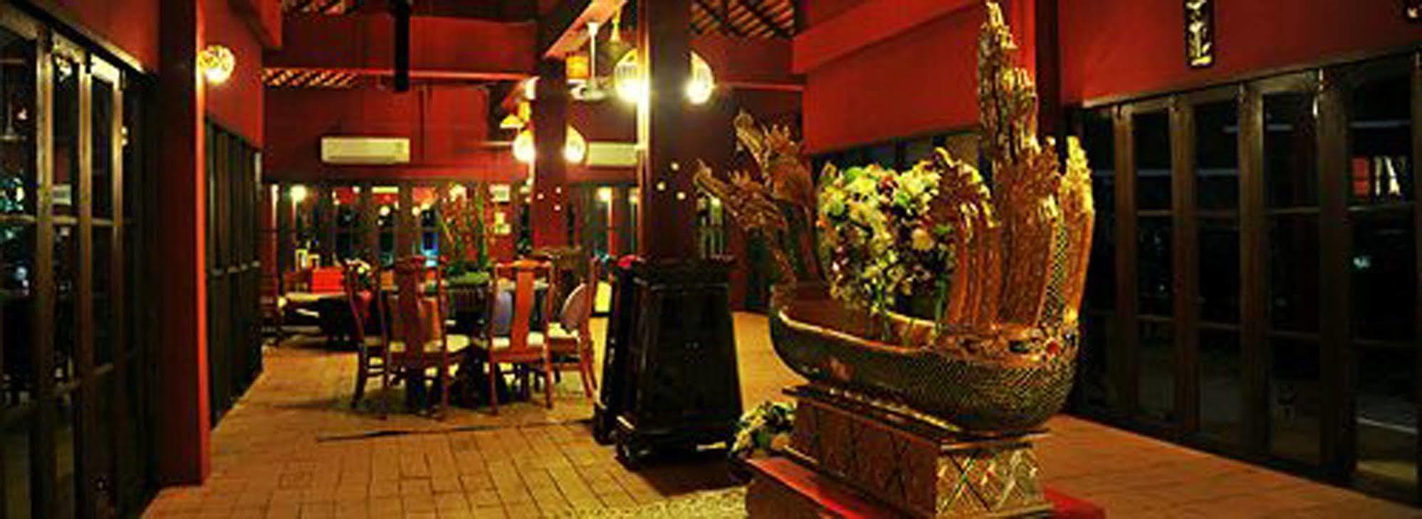 Chiangmai Royal Creek Hotel Hang Dong Bagian luar foto